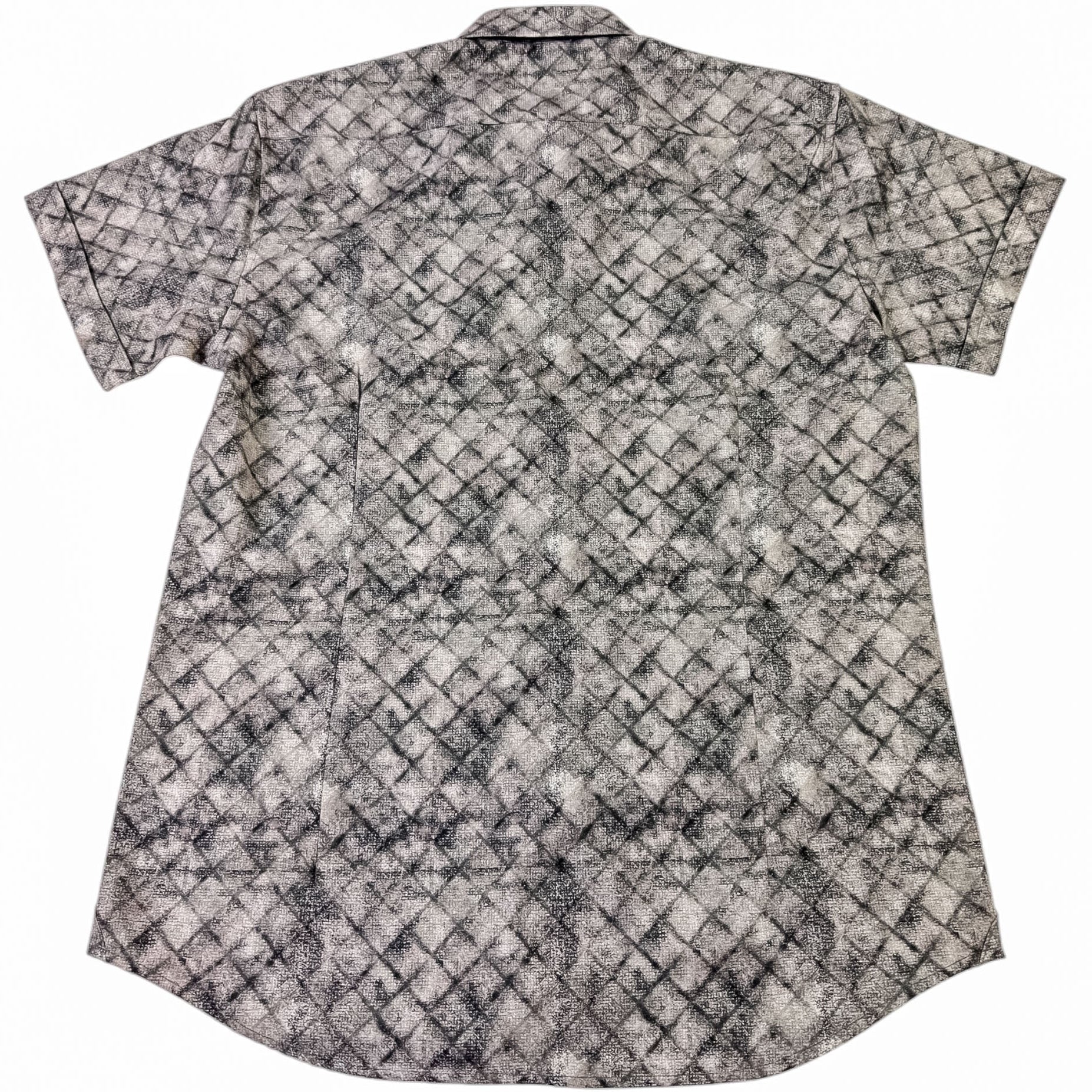 Short-sleeve shirt with a geometric pattern on a white background