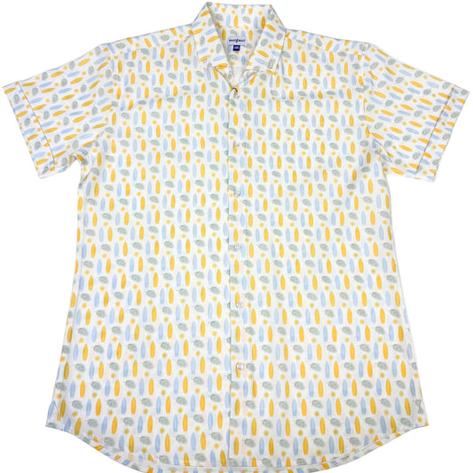 Short-sleeve shirt with geometric pattern on a white background